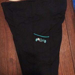 Barbella box workout pants